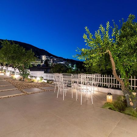 טולון Arancia Elegant Rooms And Suites מראה חיצוני תמונה