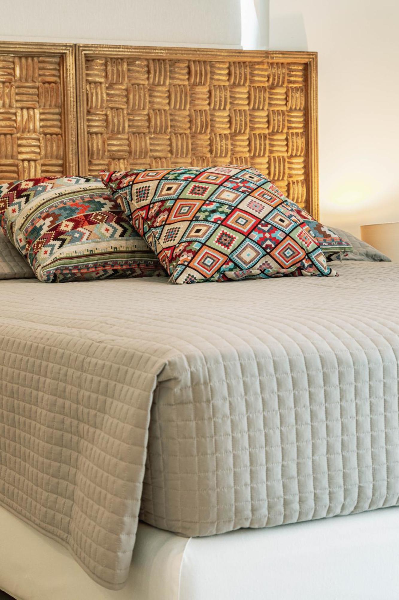 טולון Arancia Elegant Rooms And Suites מראה חיצוני תמונה