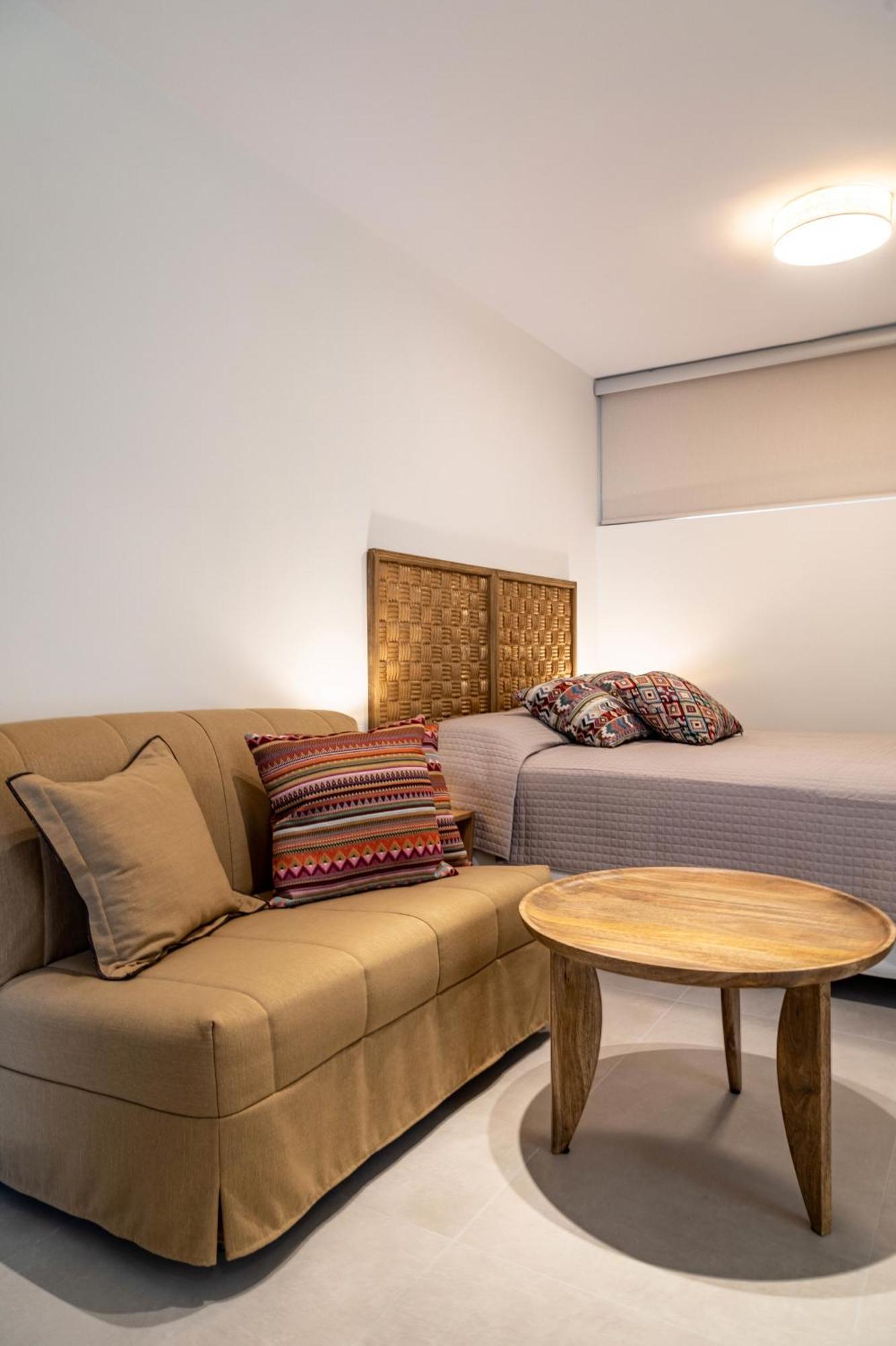 טולון Arancia Elegant Rooms And Suites מראה חיצוני תמונה