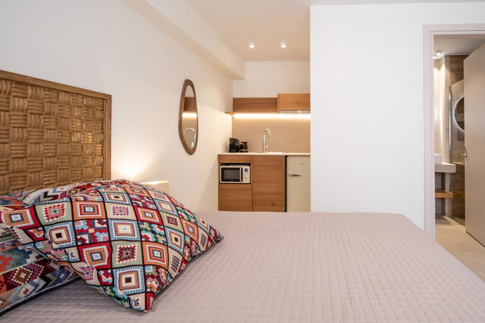 טולון Arancia Elegant Rooms And Suites מראה חיצוני תמונה