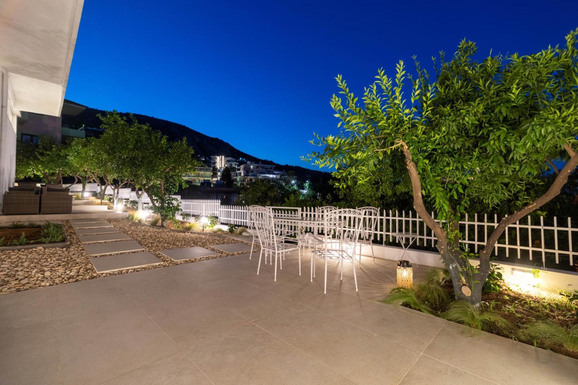 טולון Arancia Elegant Rooms And Suites מראה חיצוני תמונה