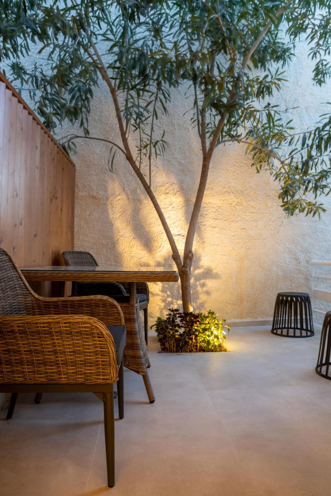 טולון Arancia Elegant Rooms And Suites מראה חיצוני תמונה